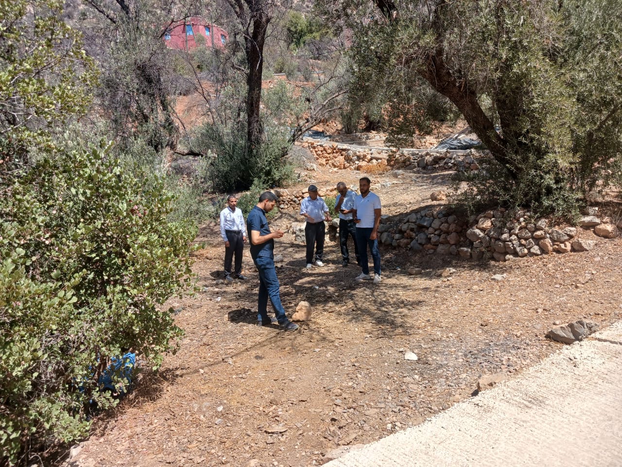زيارة ميدانية لمجموعة من الدواوير بجماعة أقصري قصد معاينة مواقع حفر الآبار